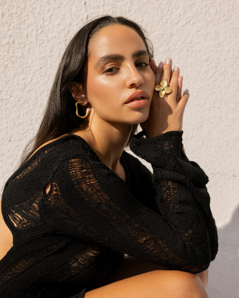 model Brianna Anderson of Dulcedo Management Montreal, shot by photographer Megane Brunette. Styled by Yousra Mastoura and makeup by Estelle Moubarak