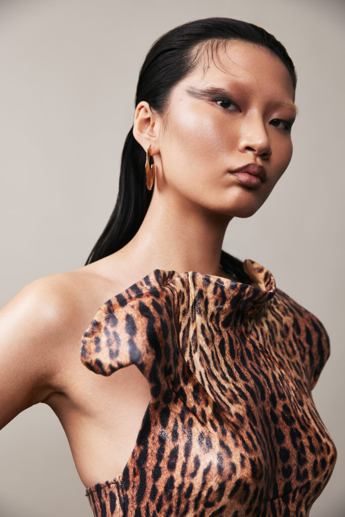 Photographed by Carlyle Routh for Fashion Magazine Canada, retouched by Mégane Brunette